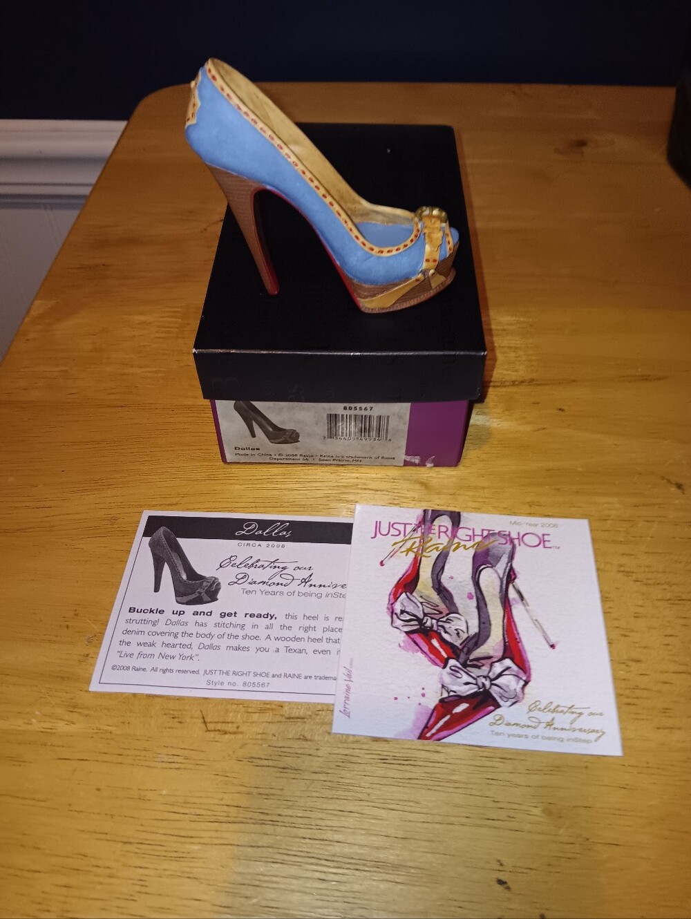 Just The Right Shoe Rare Dallas Figurine